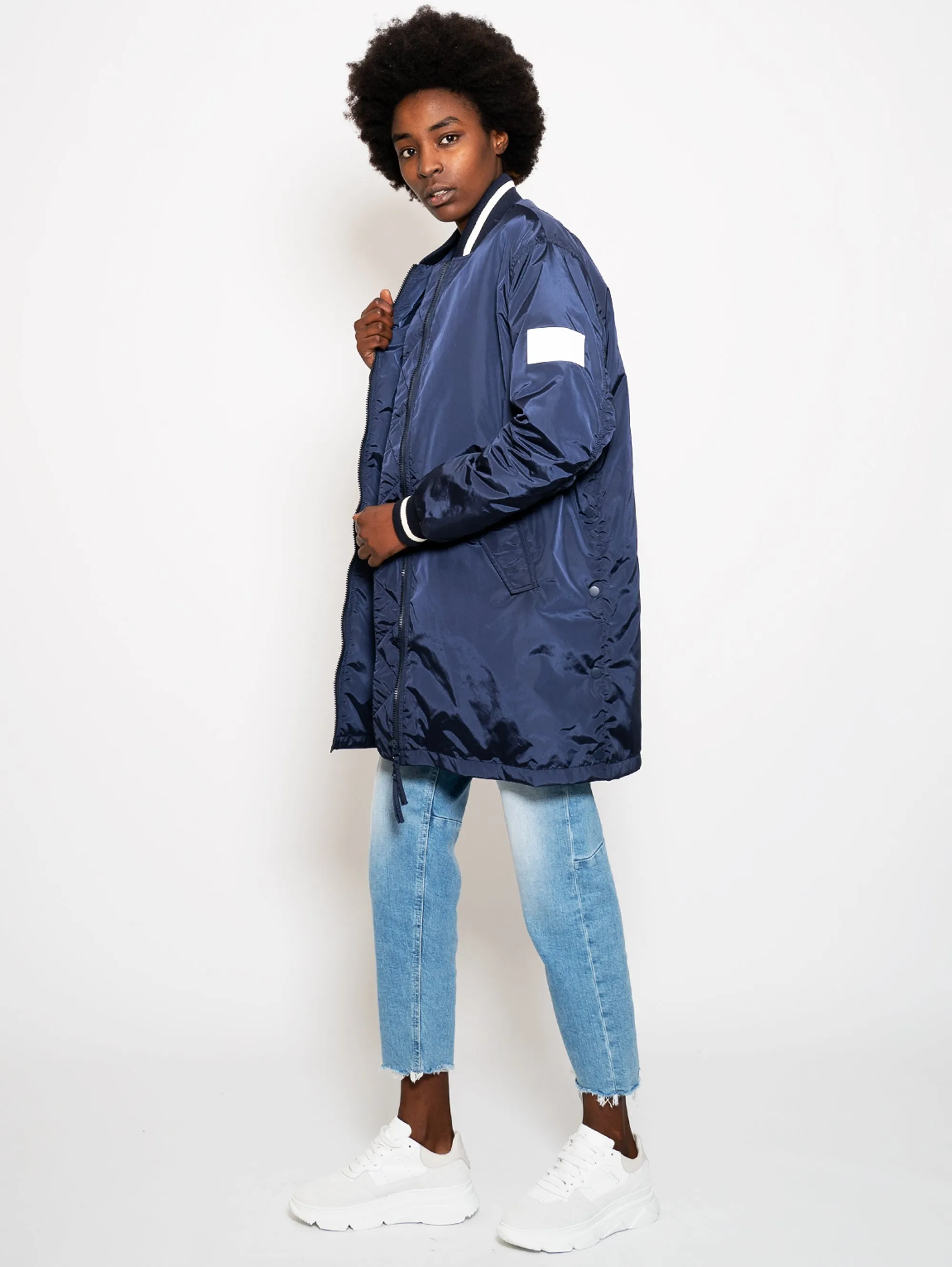 Bomber Lungo con Spacchi Blu