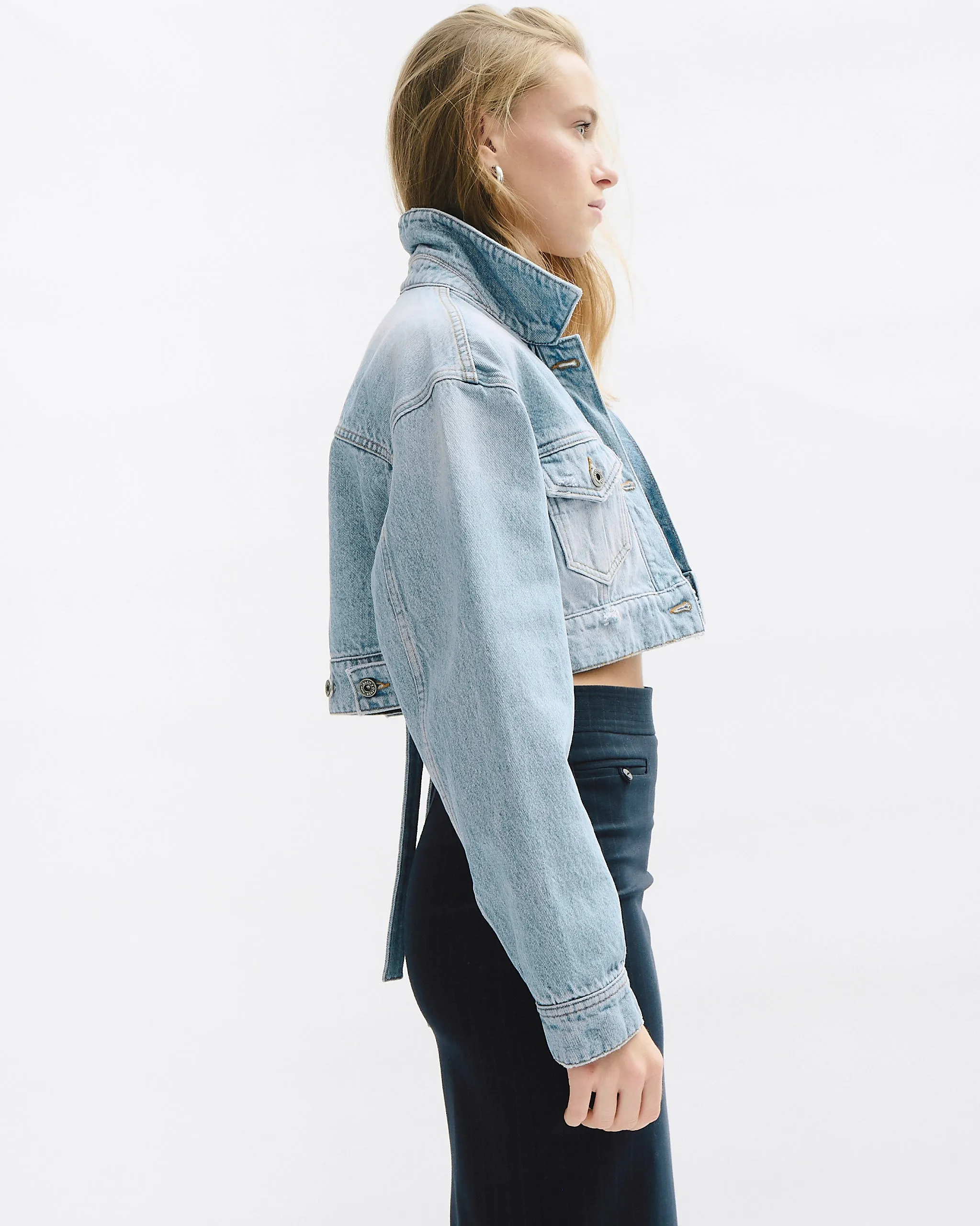 Cropped denim jacket
