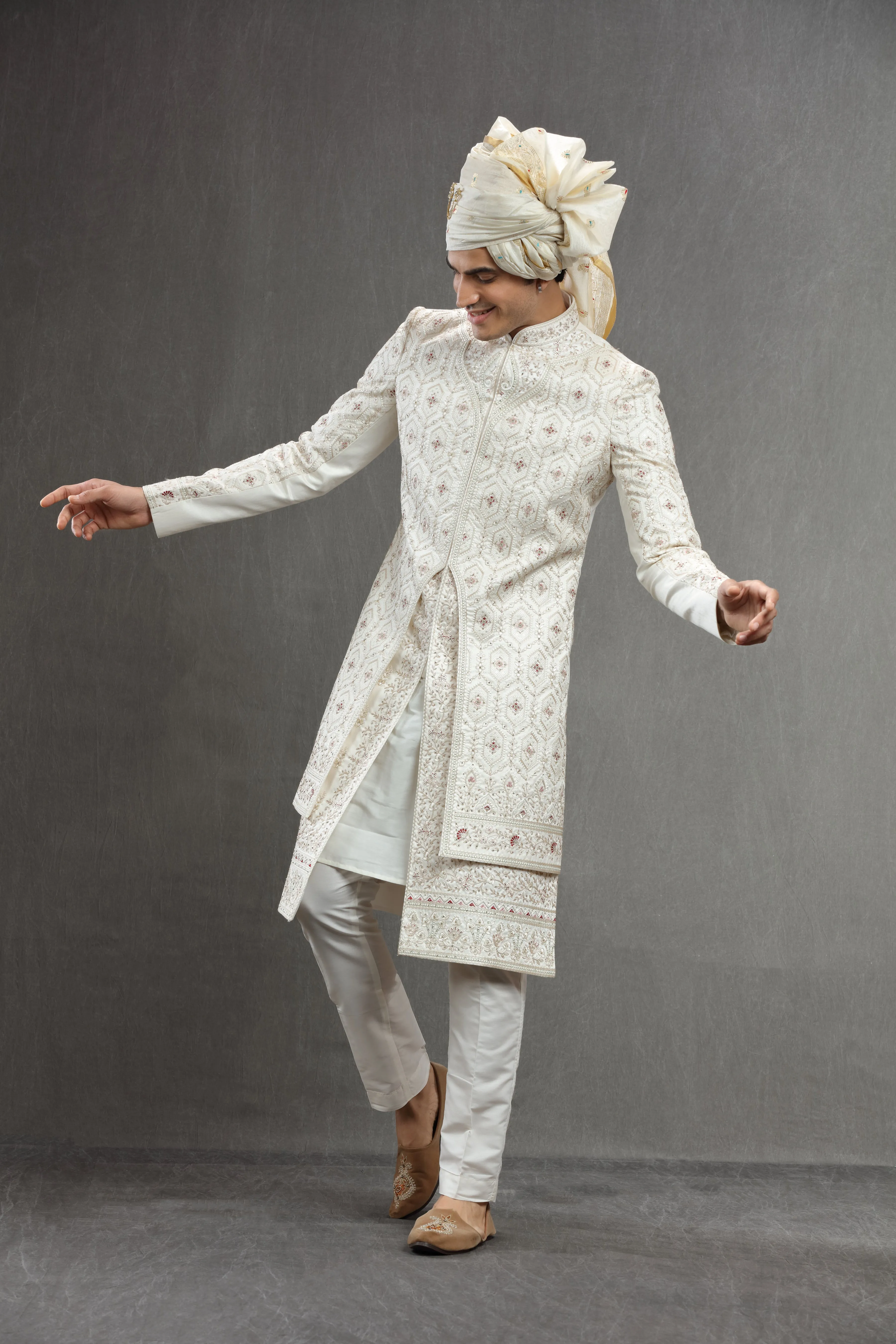 Ivory Silk embroierd indowestern set