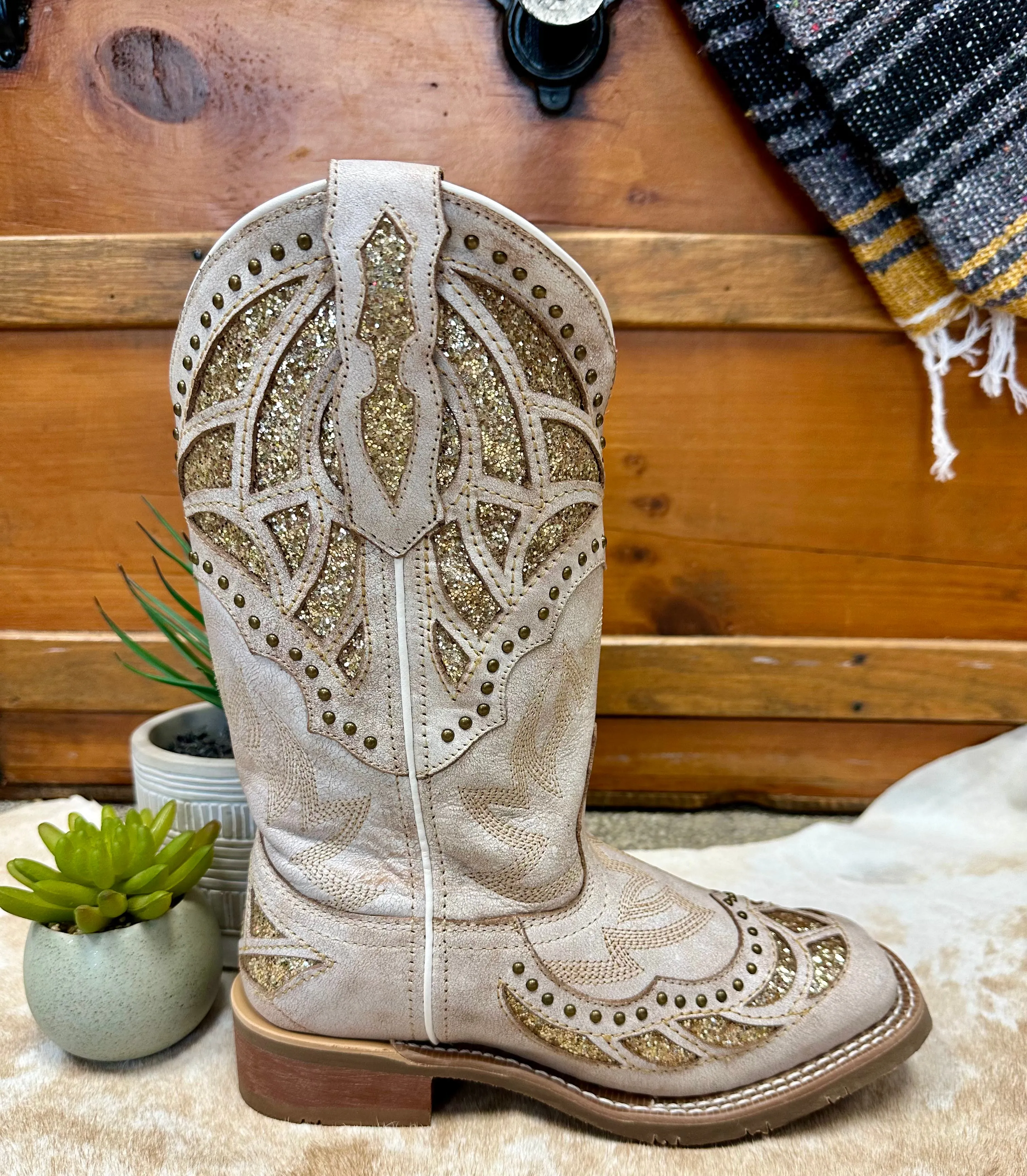 Laredo Women's Bone Eternity Underlay Cowgirl Boots 5867