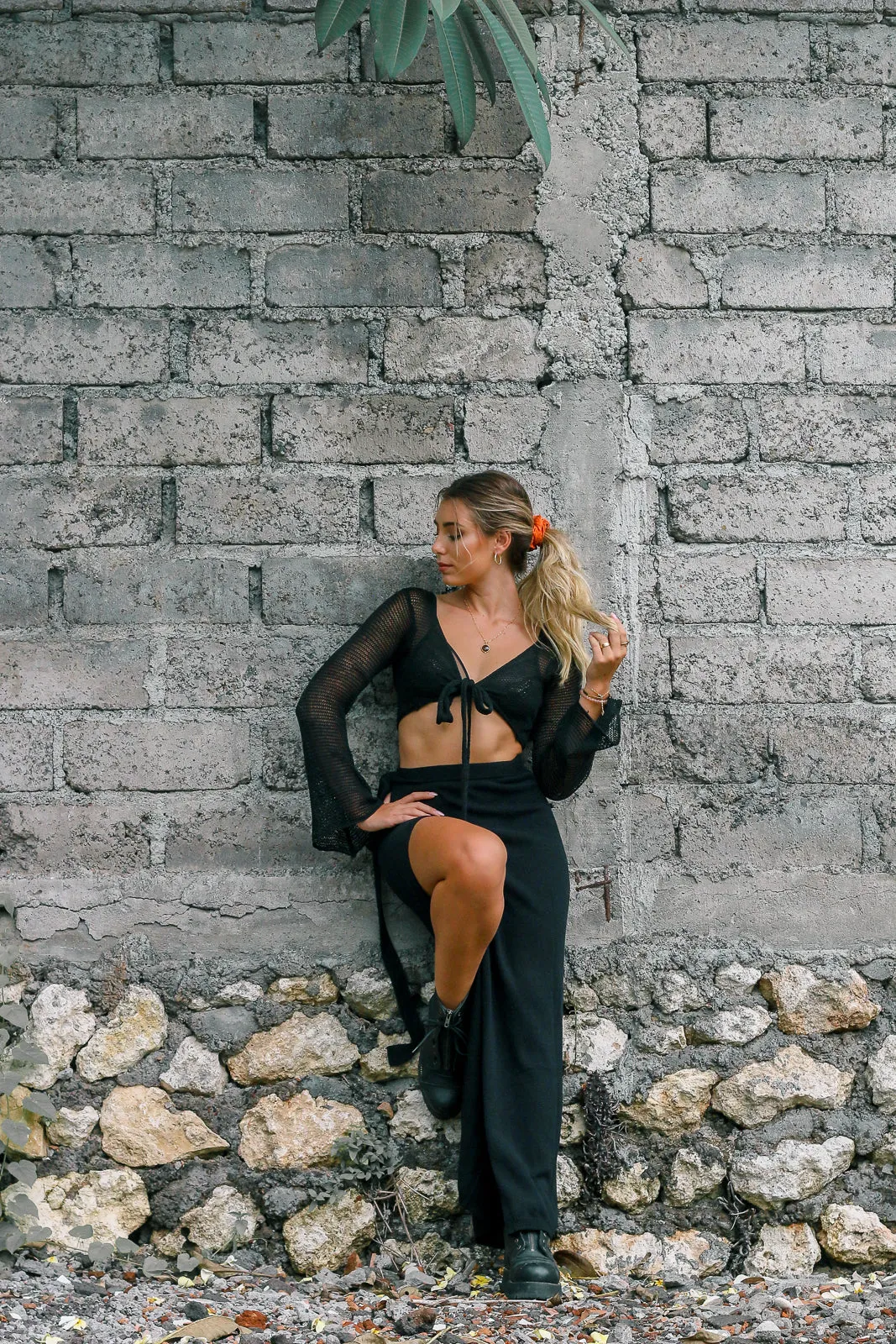 Mia Long Sleeve Knit Crop - Black