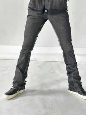Qualified Denim RAW STACK JEAN (BLACK PU/BLACK)