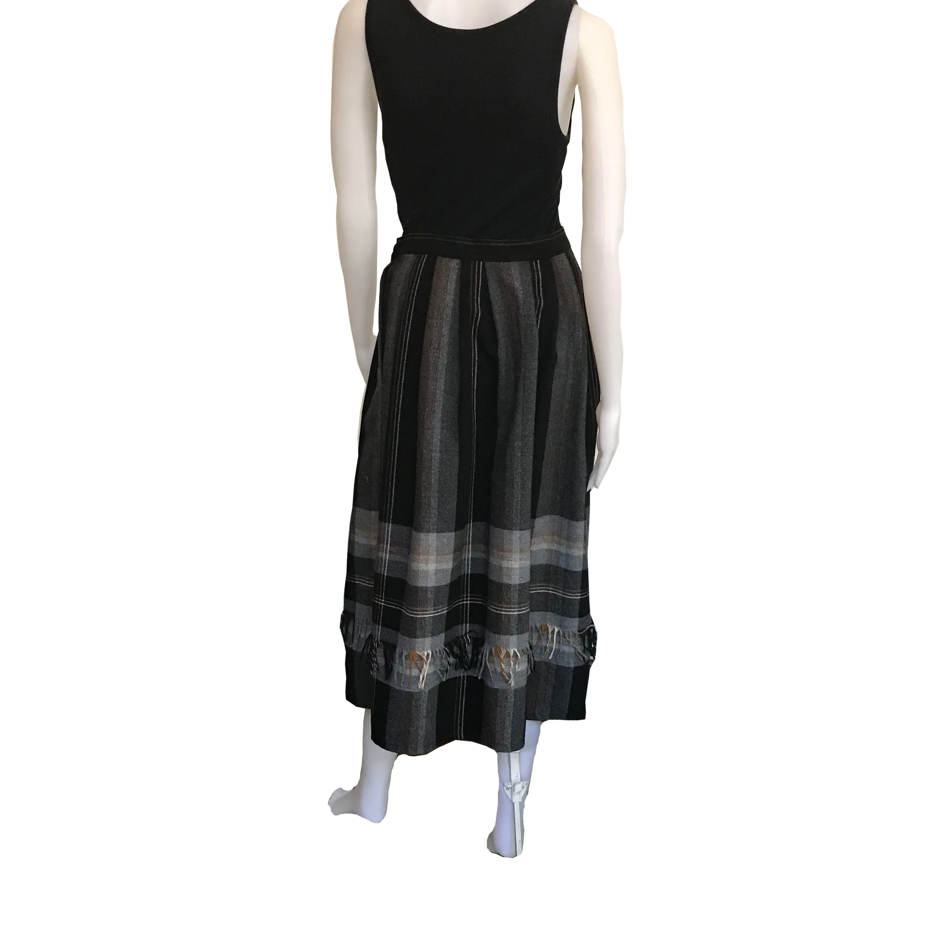 Vintage 1970s Evelyn De Jonge Plaid Skirt
